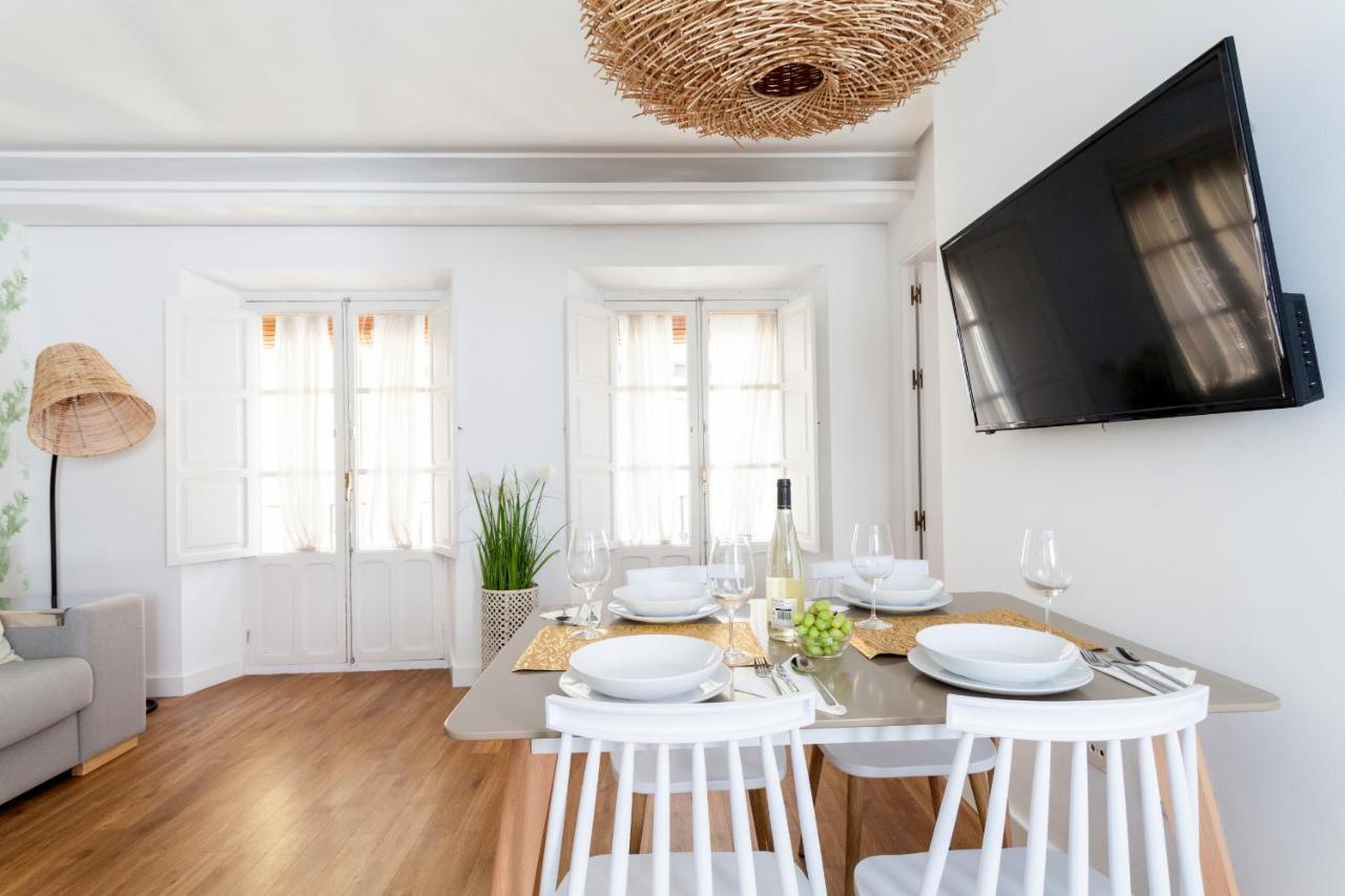Green-Apartments San Francisco Севиля Екстериор снимка
