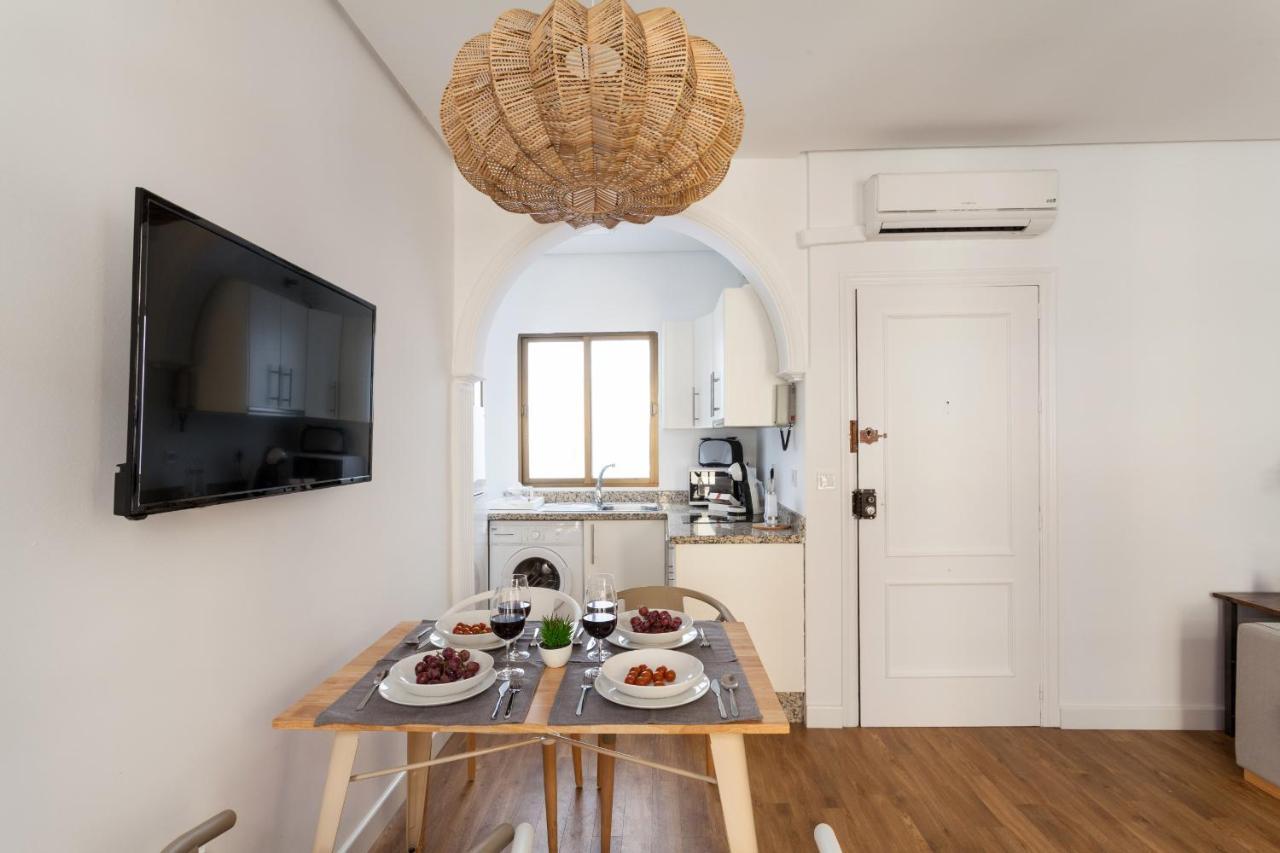 Green-Apartments San Francisco Севиля Екстериор снимка