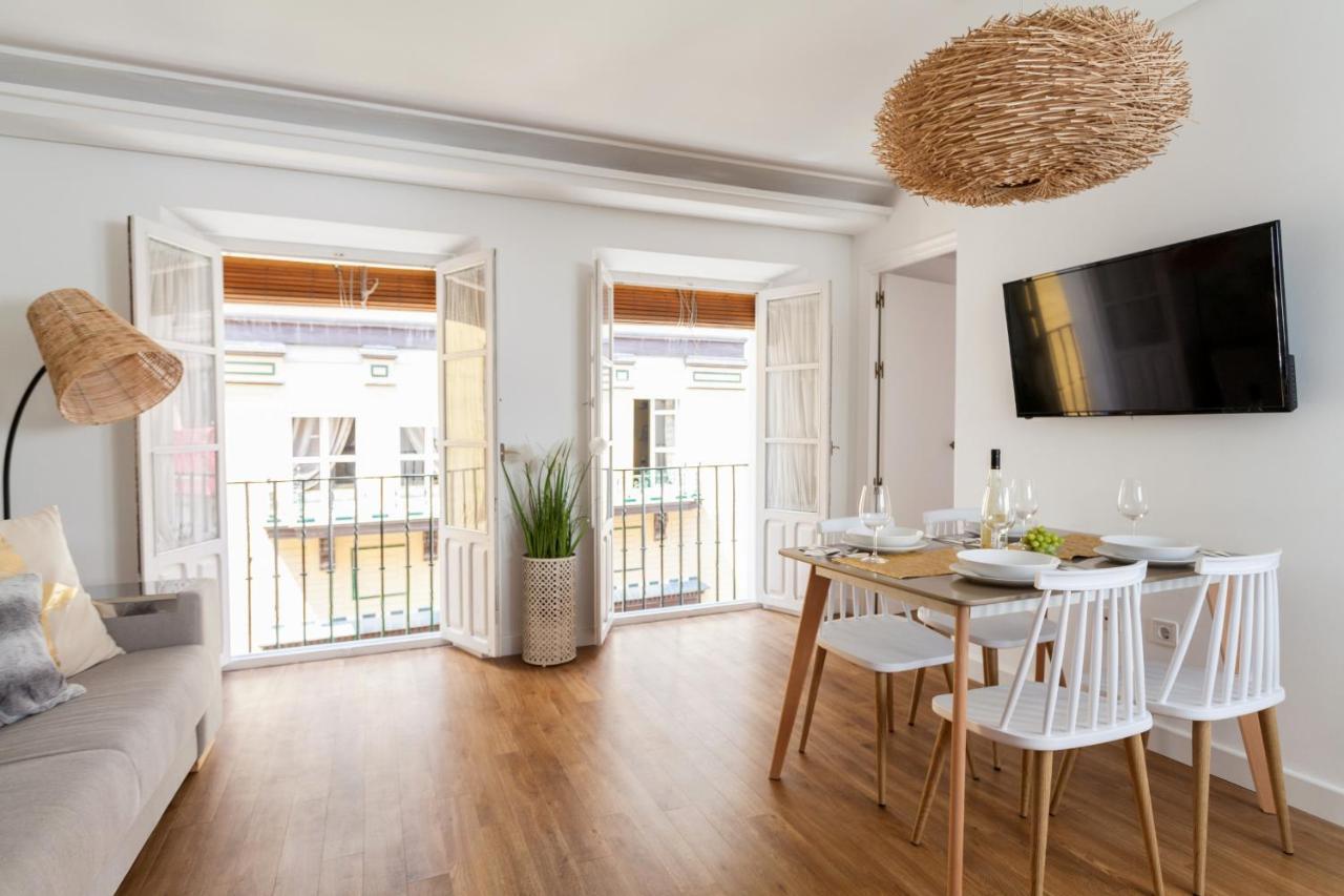 Green-Apartments San Francisco Севиля Екстериор снимка