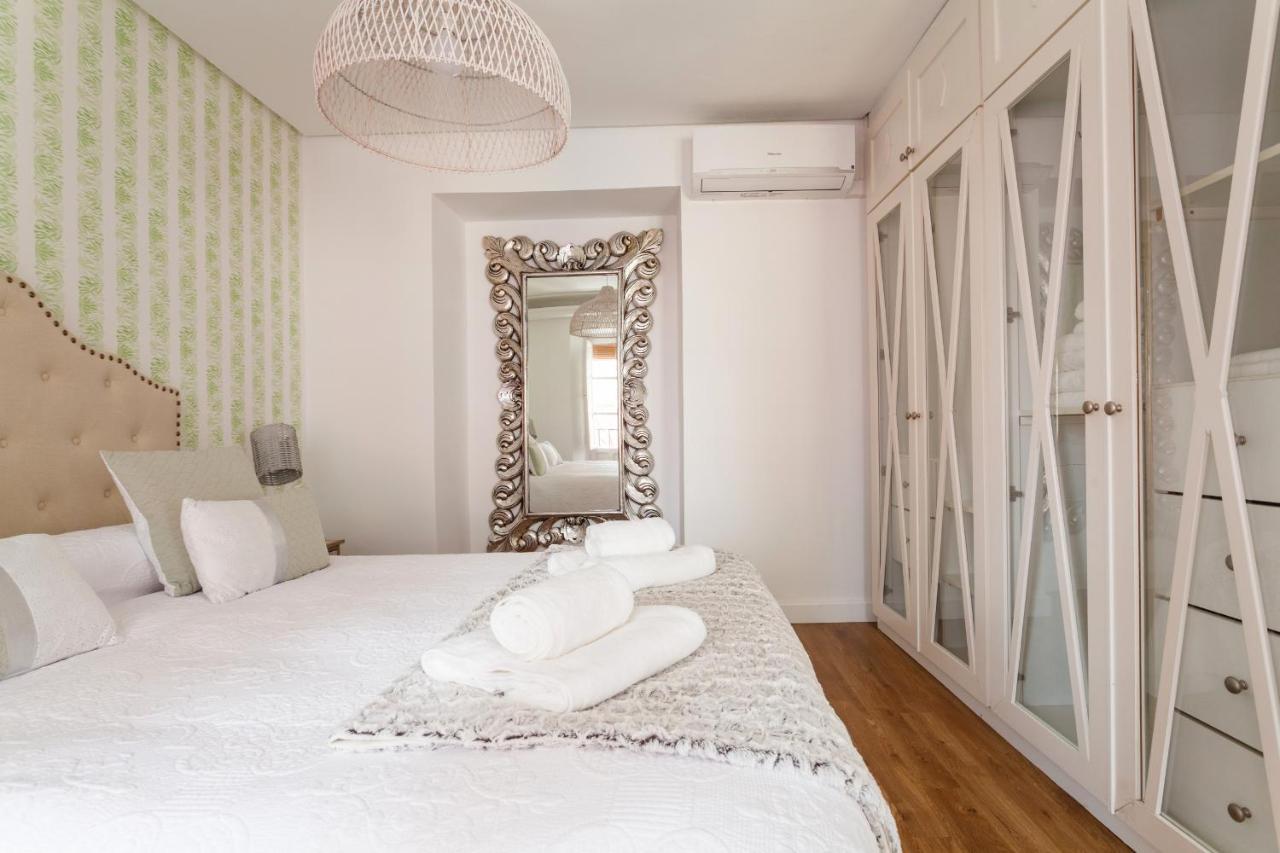 Green-Apartments San Francisco Севиля Екстериор снимка