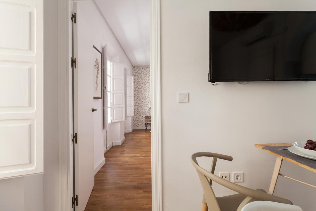 Green-Apartments San Francisco Севиля Екстериор снимка