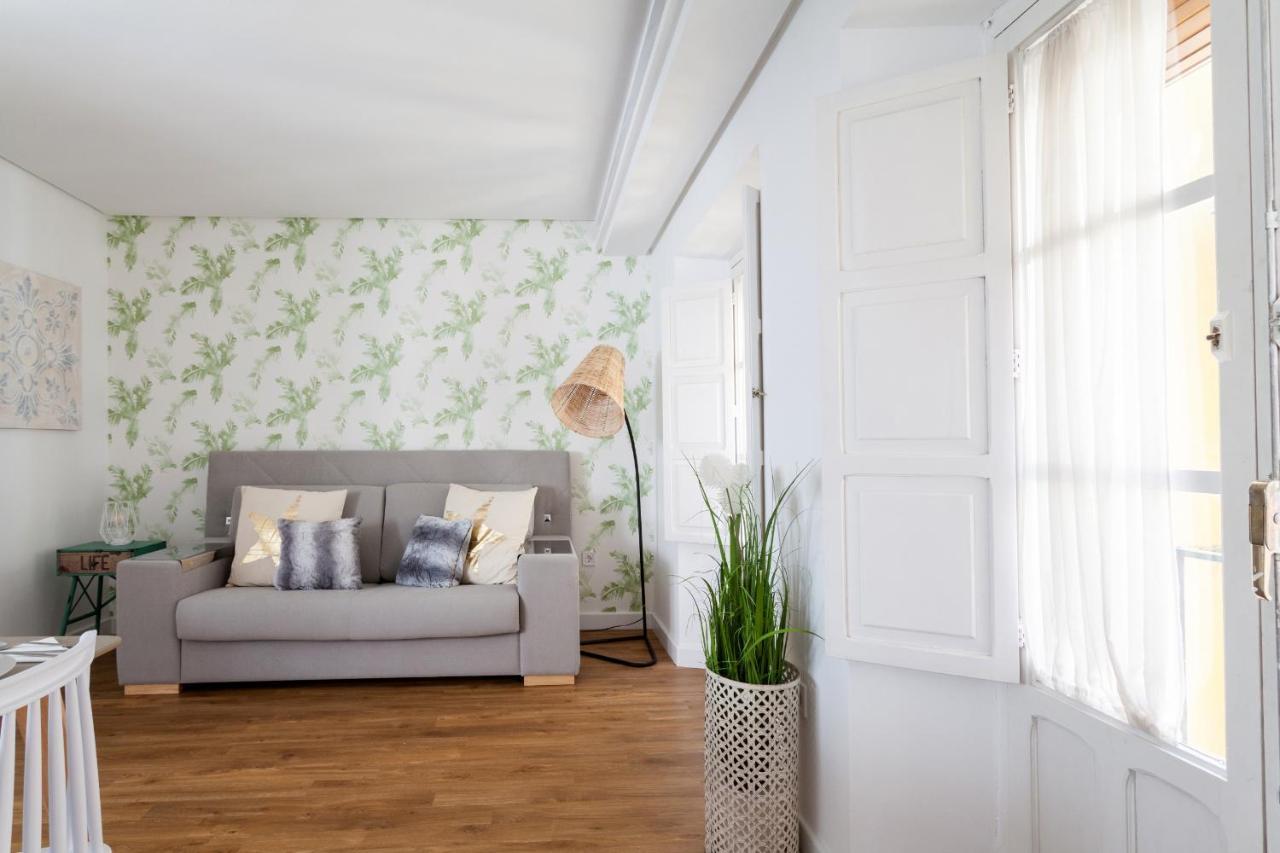 Green-Apartments San Francisco Севиля Екстериор снимка