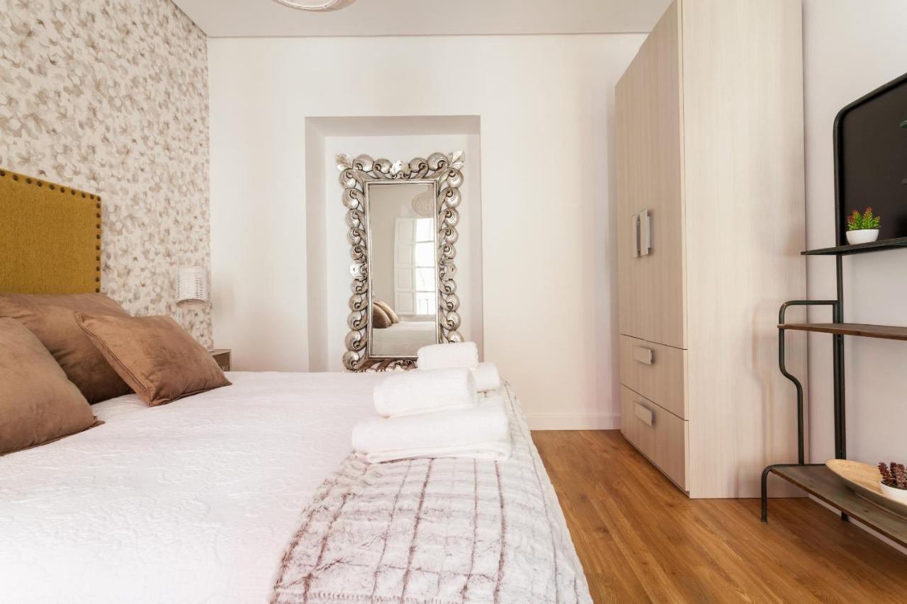 Green-Apartments San Francisco Севиля Екстериор снимка