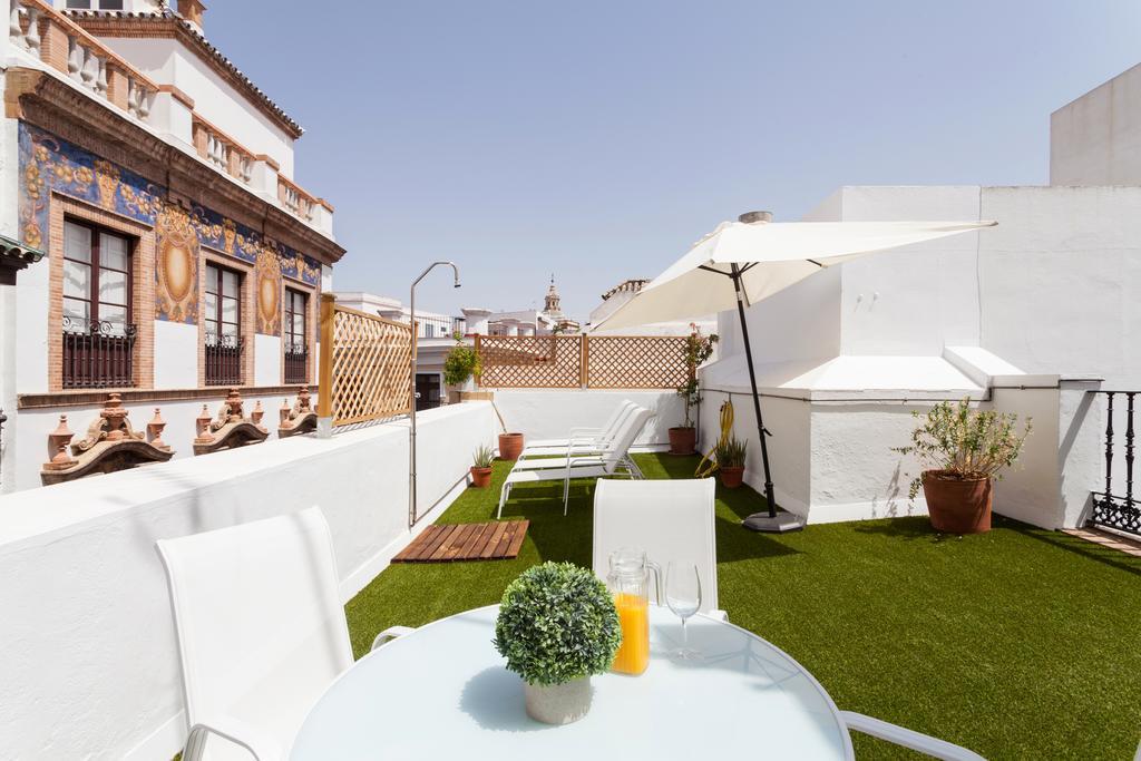 Green-Apartments San Francisco Севиля Екстериор снимка